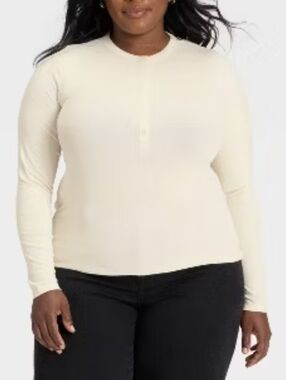 NWT Universal Thread Cream Long Sleeve Stretch Top Size XXL